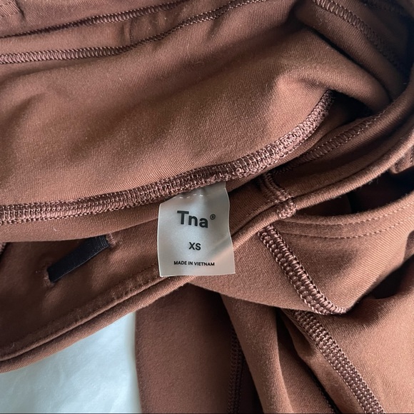Aritzia Brown TNA leggings XS - Picture 3 of 6